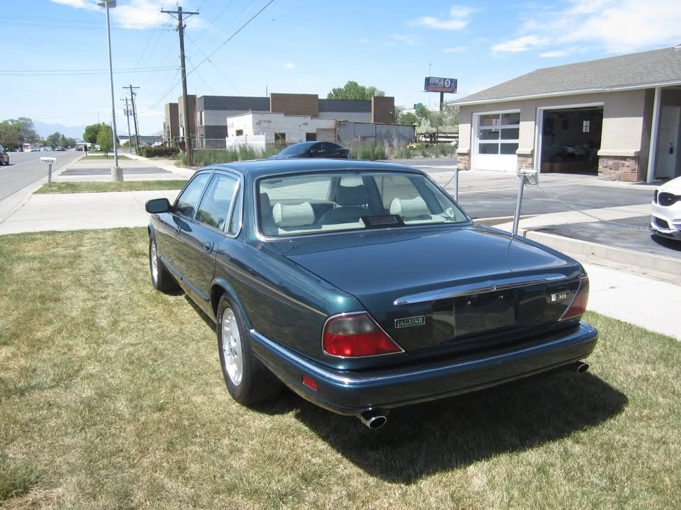 1995 Jaguar X300 XJ - Image 6 of 17