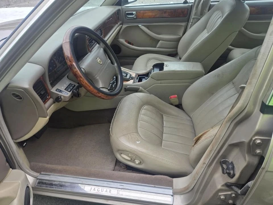1995 Jaguar X300 XJ - Image 8 of 19