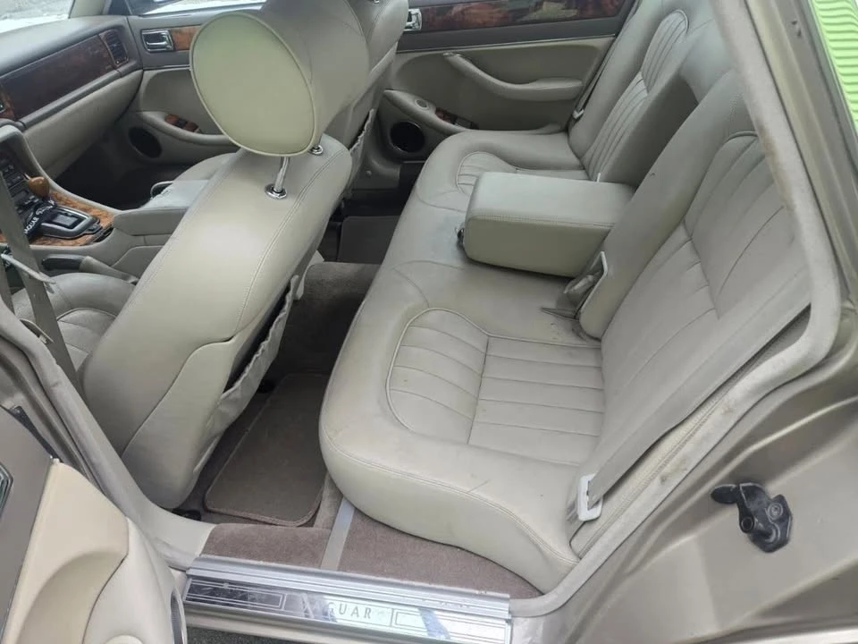 1995 Jaguar X300 XJ - Image 11 of 19