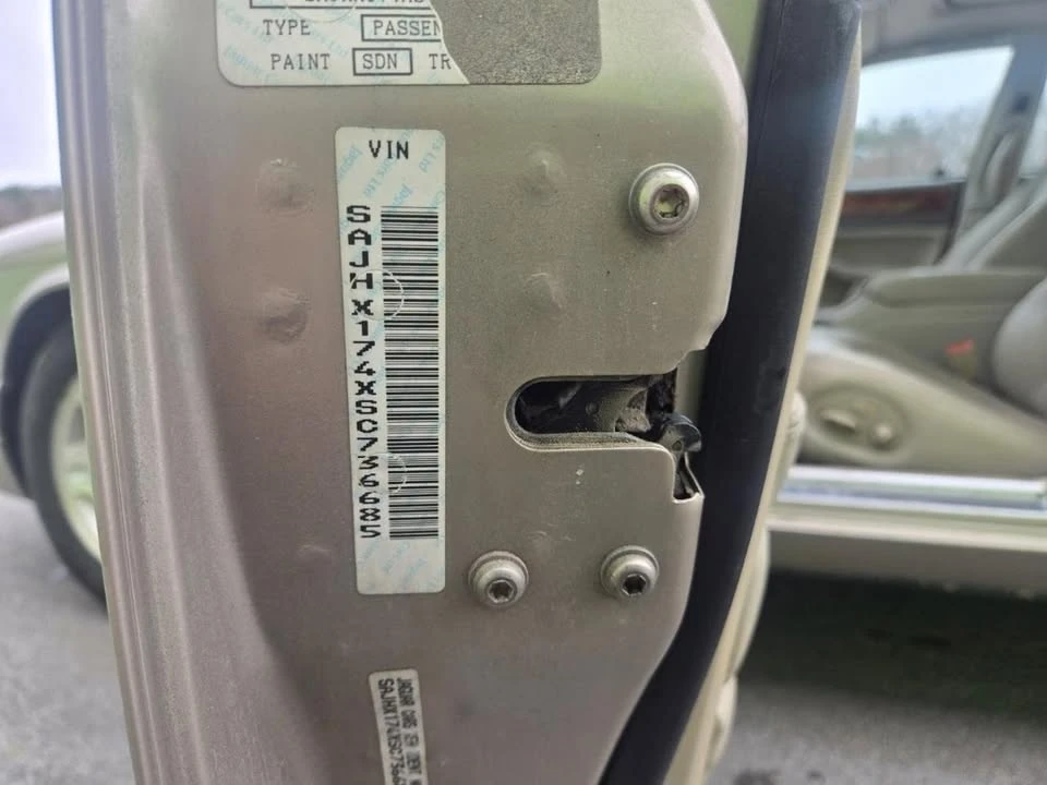 1995 Jaguar X300 XJ - Image 19 of 19