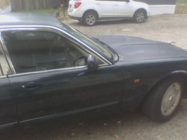1995 Jaguar X300 XJ - Image 2 of 14