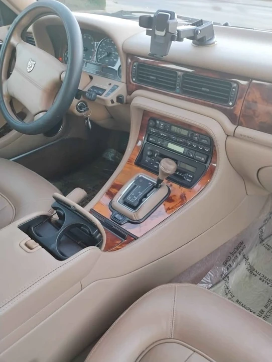 1995 Jaguar X300 XJ - Image 9 of 10