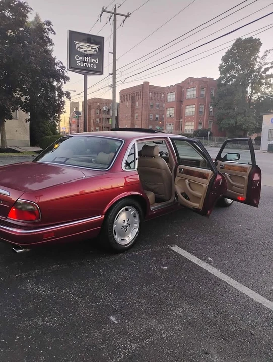 1995 Jaguar X300 XJ - Image 7 of 10