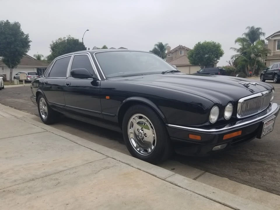 1995 Jaguar X300 XJ - Image 4 of 19