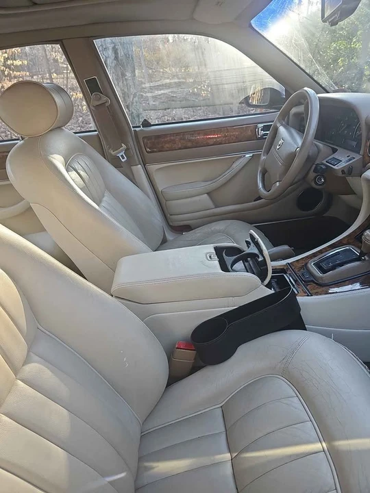 1995 Jaguar X300 XJ - Image 2 of 5