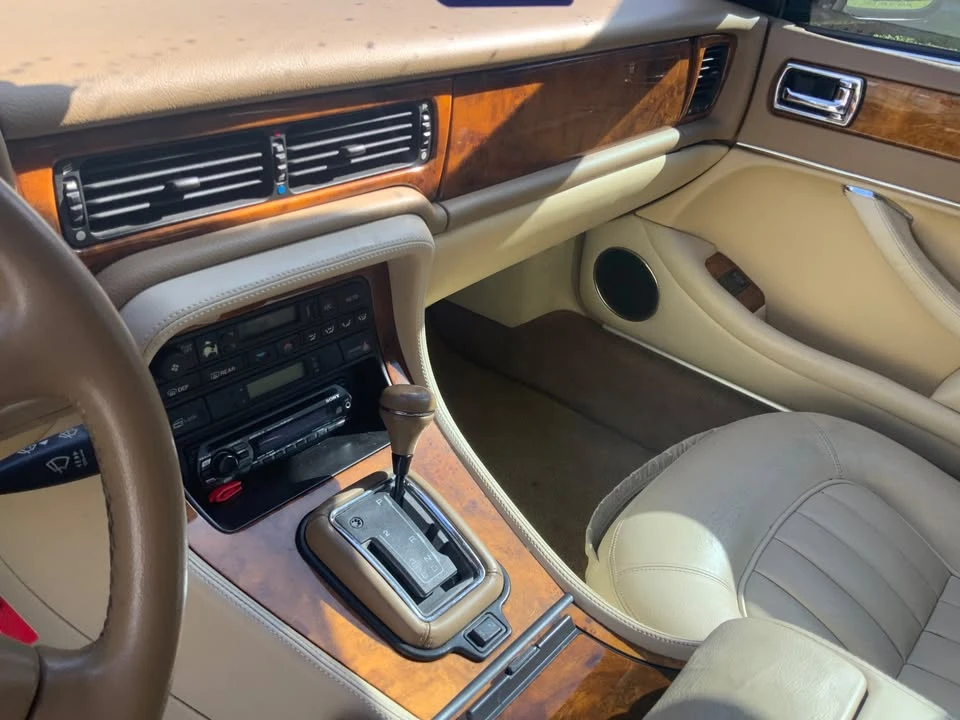 1995 Jaguar X300 XJ - Image 12 of 13