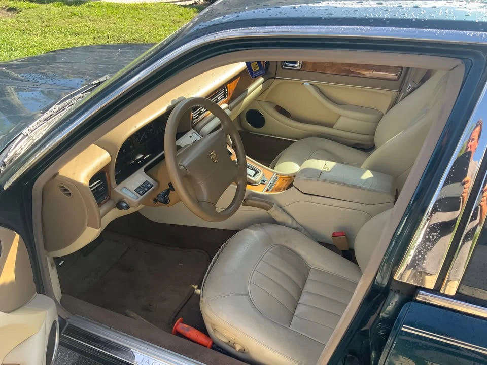 1995 Jaguar X300 XJ - Image 5 of 13