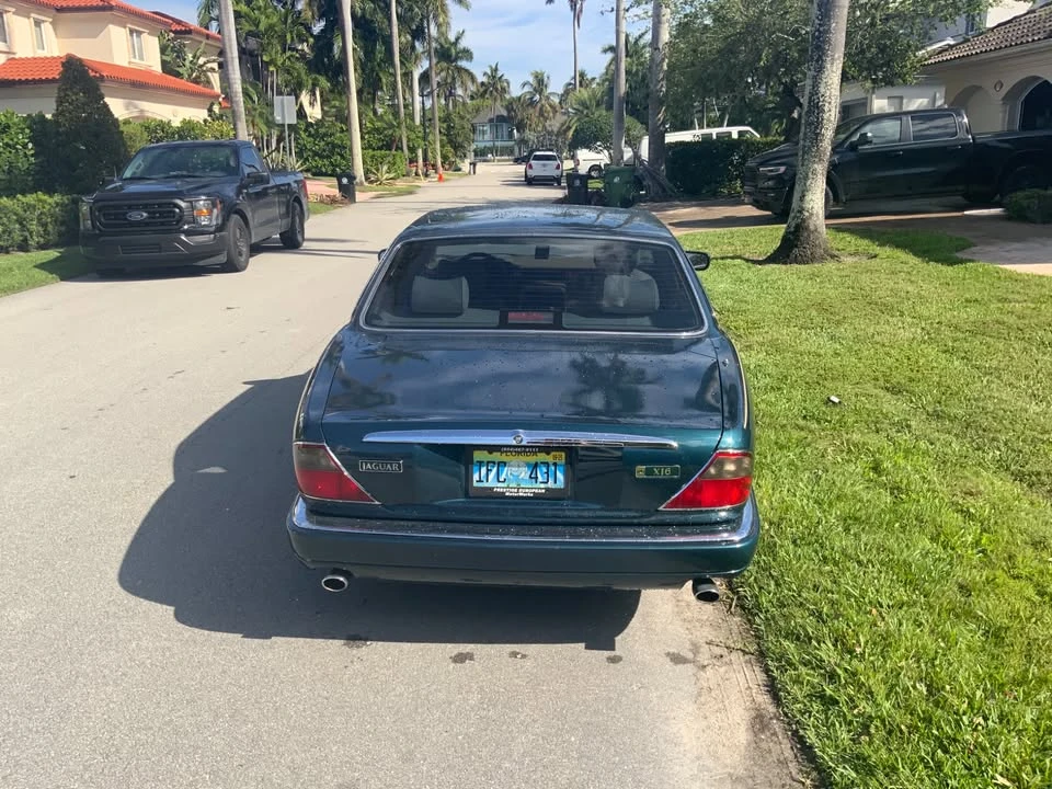 1995 Jaguar X300 XJ - Image 4 of 13