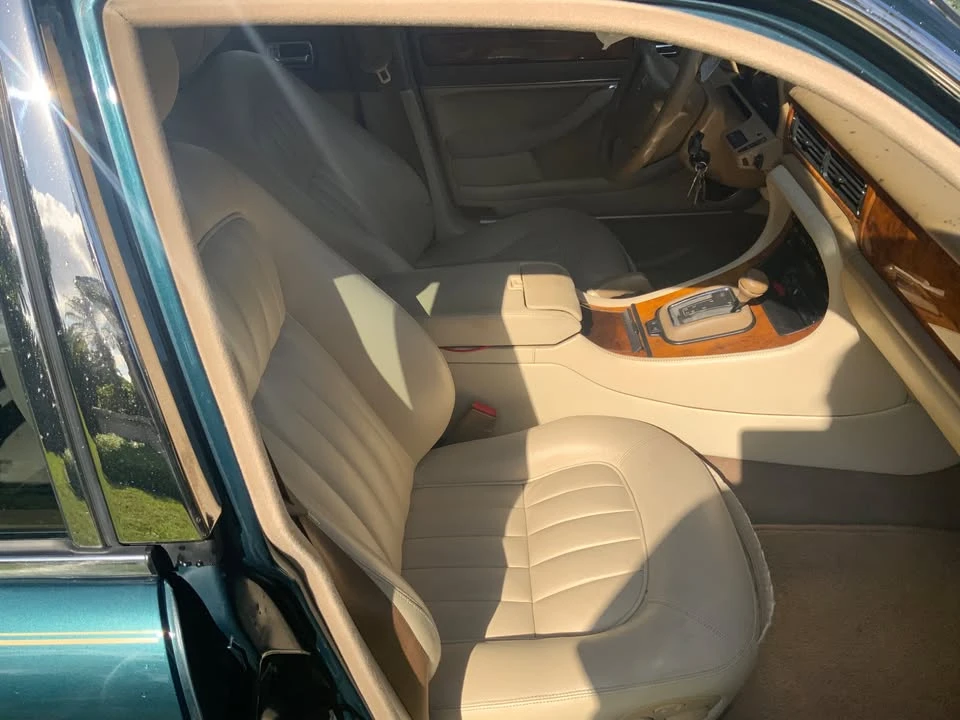 1995 Jaguar X300 XJ - Image 7 of 13