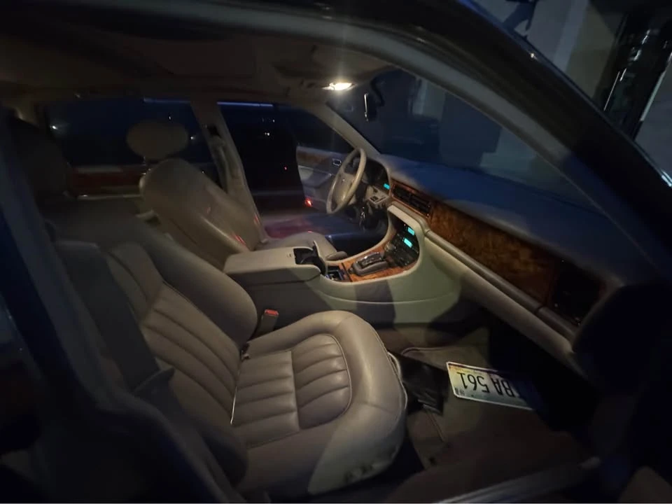 1995 Jaguar X300 XJ - Image 17 of 20