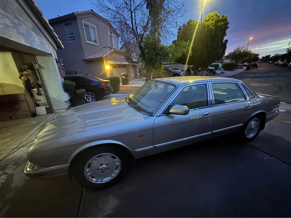 1995 Jaguar X300 XJ - Image 6 of 20