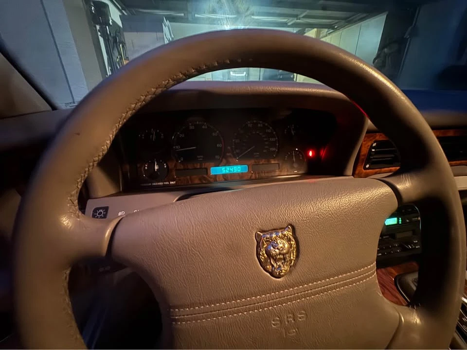 1995 Jaguar X300 XJ - Image 10 of 20