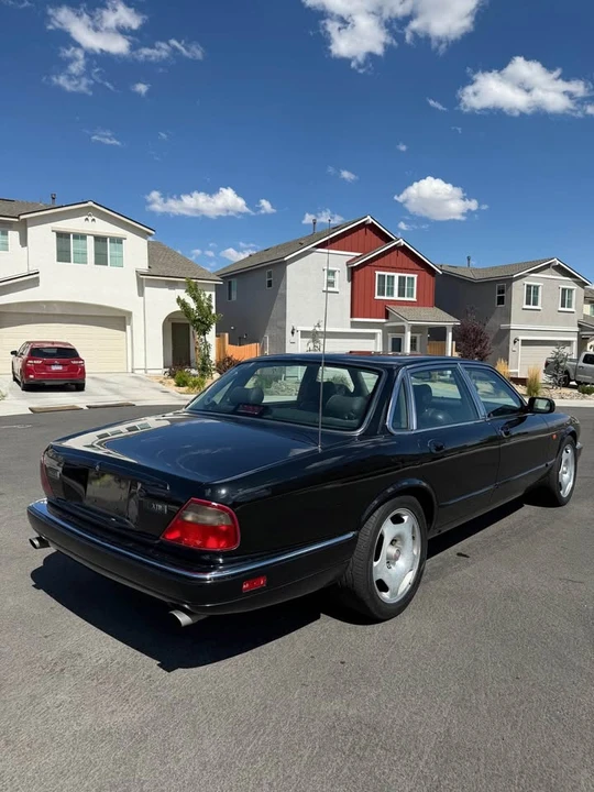 1995 Jaguar X306 XJR - Image 4 of 20