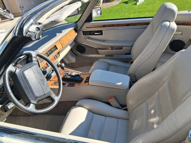 1995 Jaguar XJS - Image 7 of 12