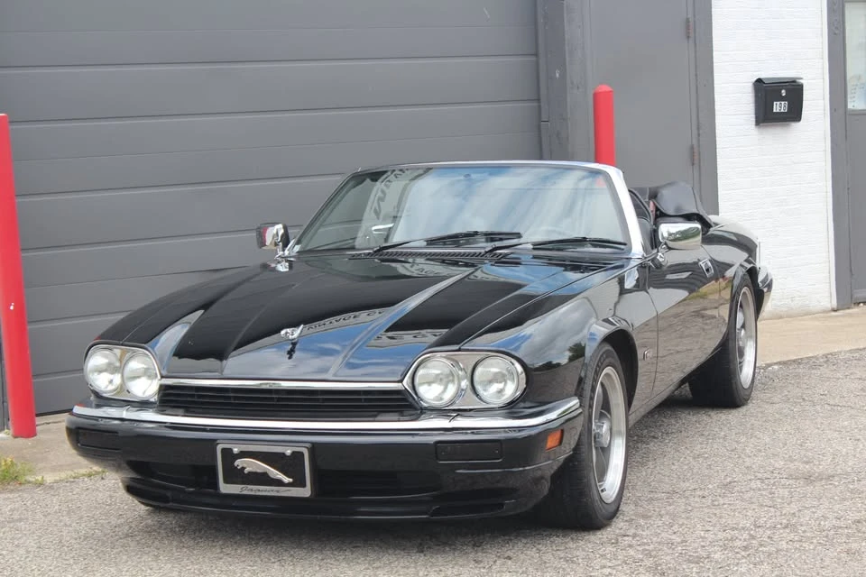 1995 Jaguar XJS - Image 2 of 18