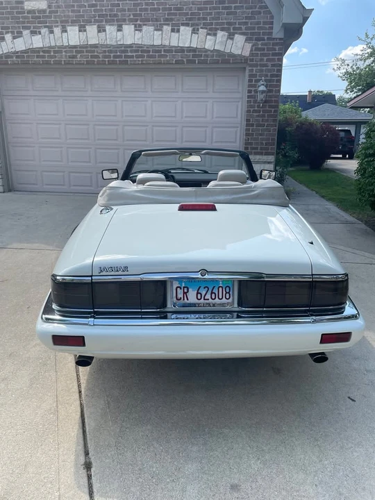 1995 Jaguar XJS - Image 3 of 6
