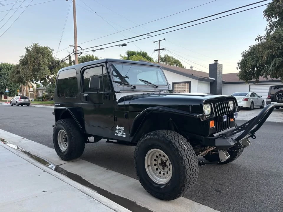 1995 Jeep YJ Wrangler - Image 10 of 11