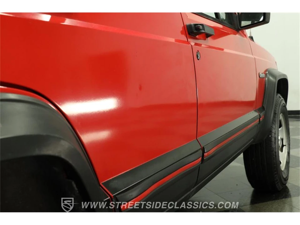 1995 Jeep XJ Cherokee - Image 27 of 31