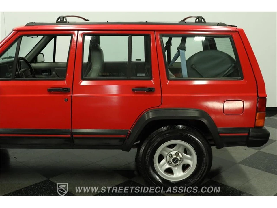 1995 Jeep XJ Cherokee - Image 24 of 31