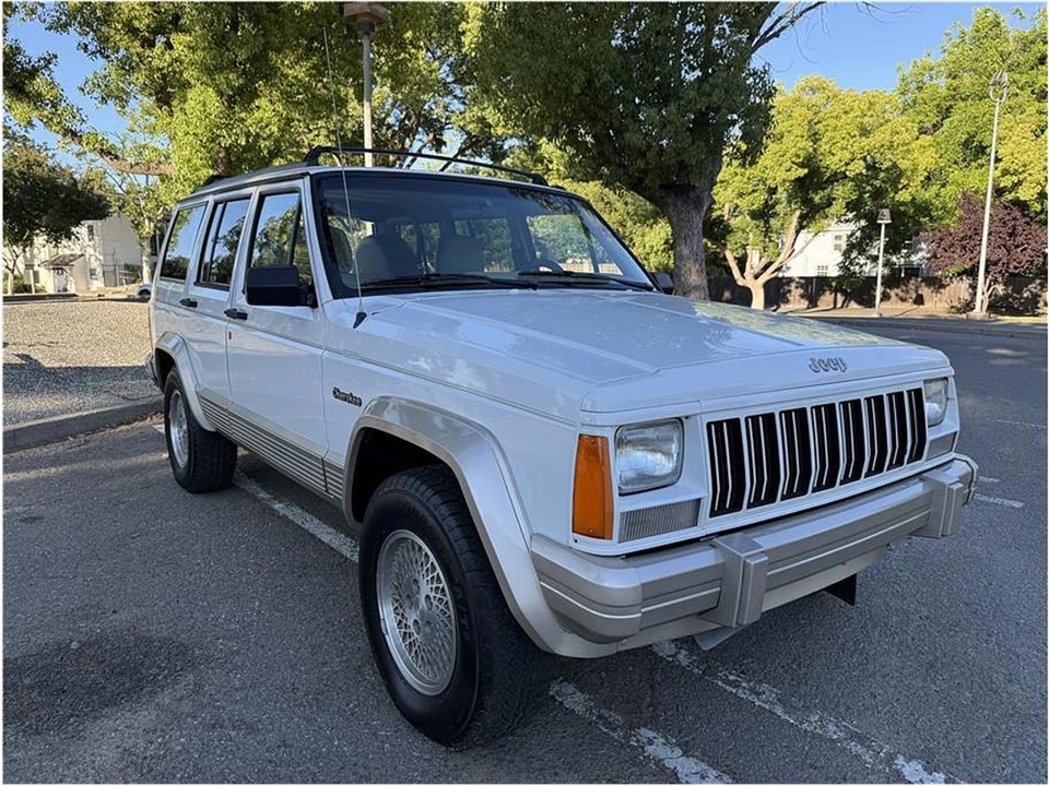 1995 Jeep XJ Cherokee - Image 7 of 12