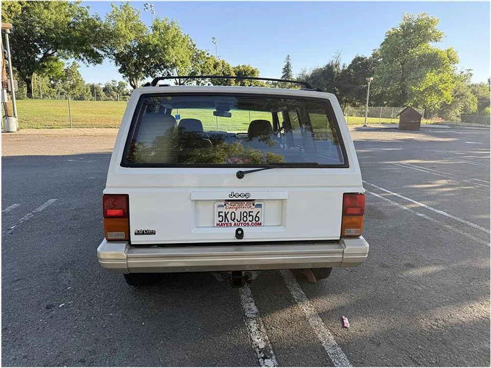1995 Jeep XJ Cherokee - Image 4 of 12