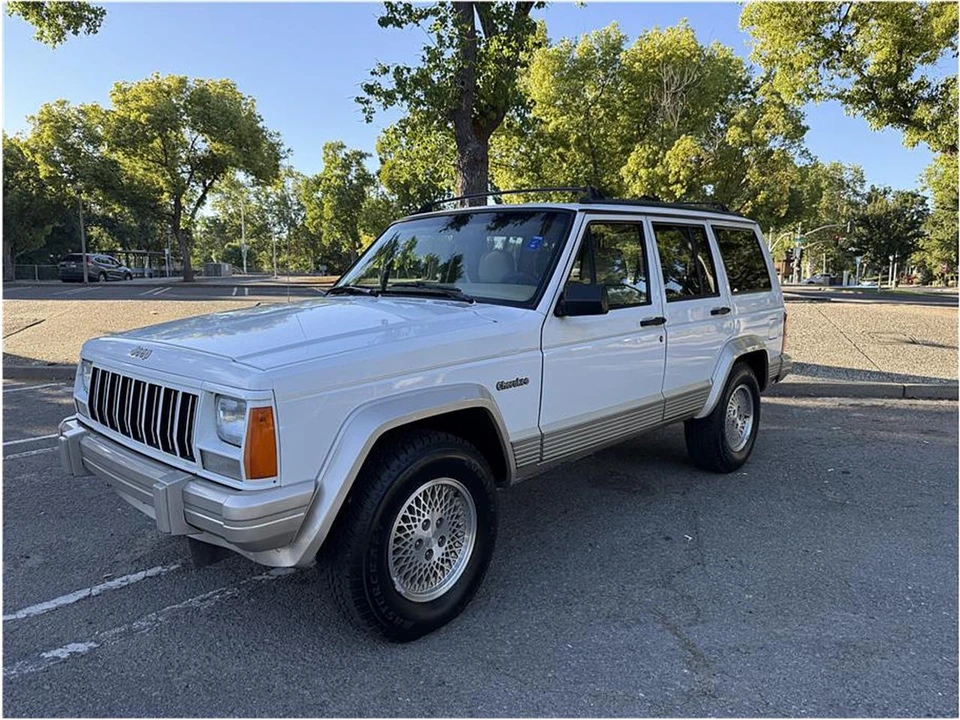 1995 Jeep XJ Cherokee - Image 3 of 12