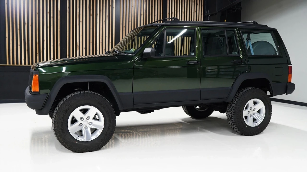 1995 Jeep XJ Cherokee - Image 4 of 21