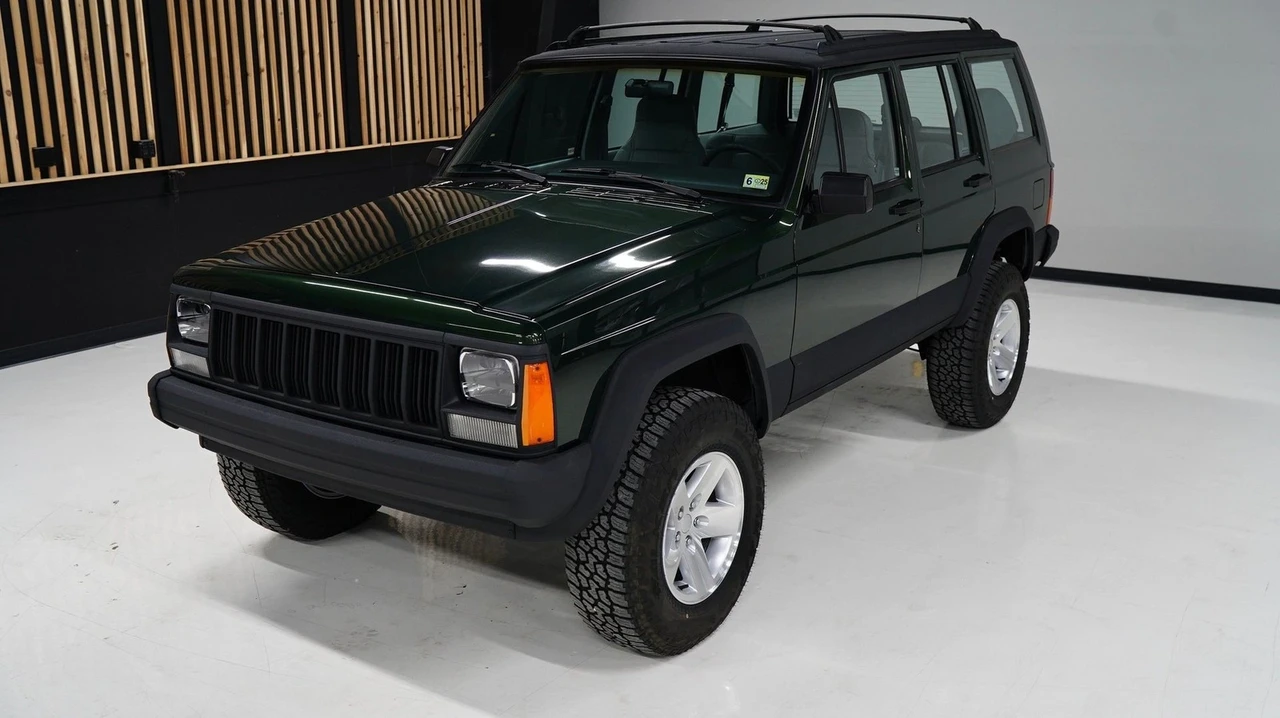 1995 Jeep XJ Cherokee - Image 3 of 21