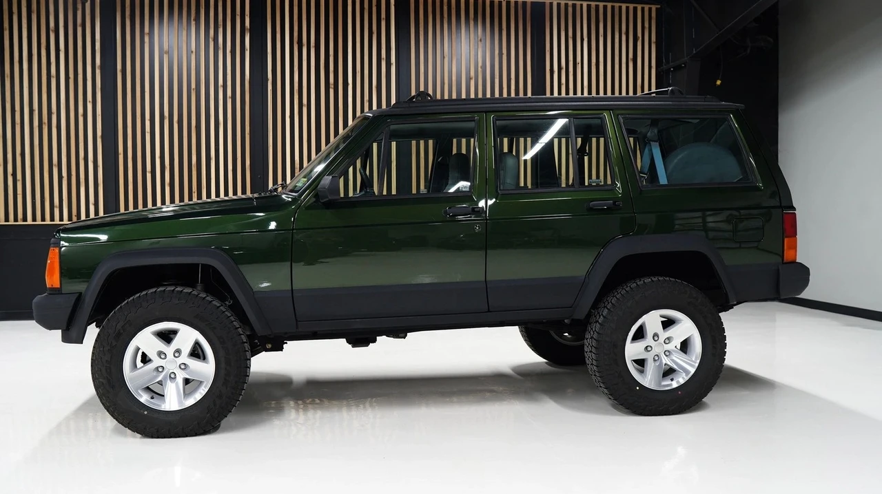 1995 Jeep XJ Cherokee - Image 5 of 21