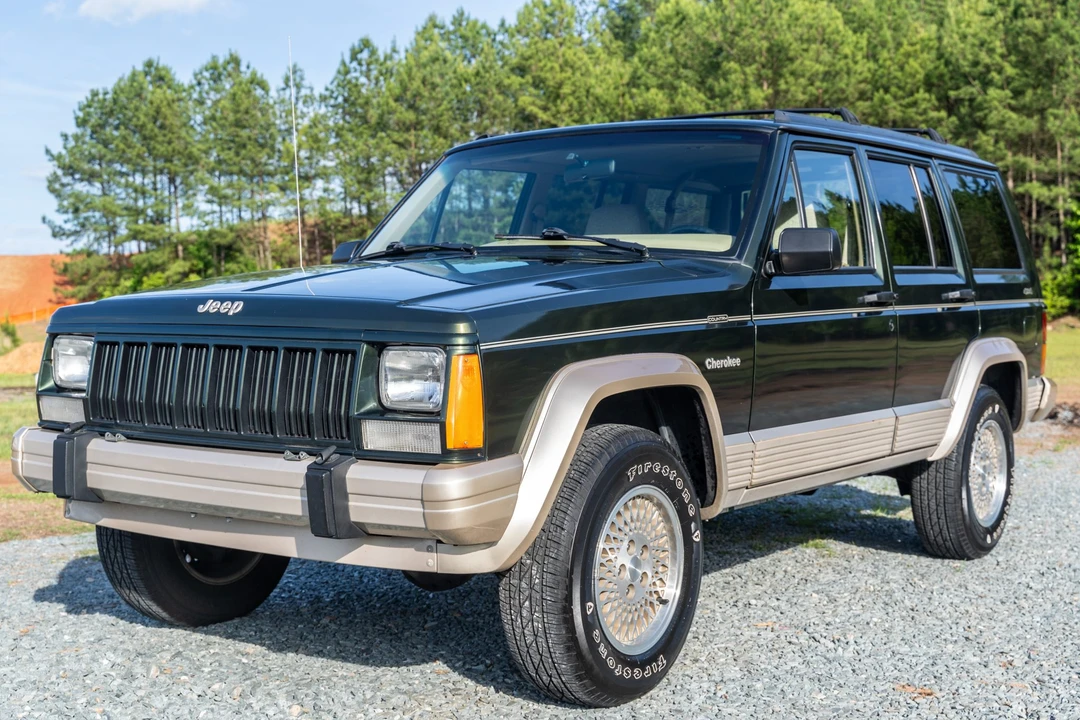 1995 Jeep XJ Cherokee - Image 2 of 31