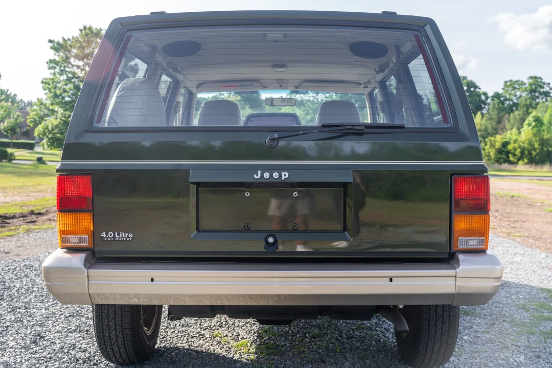 1995 Jeep XJ Cherokee - Image 6 of 31