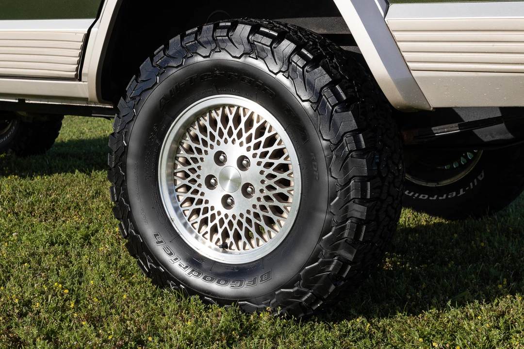 1995 Jeep XJ Cherokee - Image 25 of 31