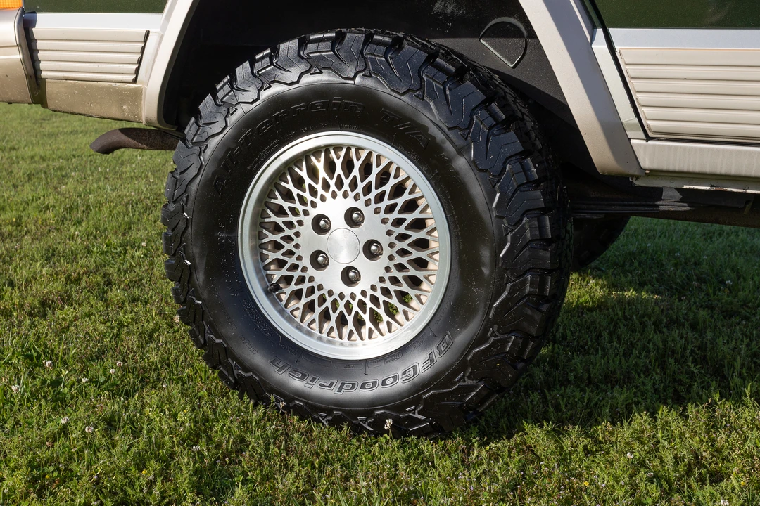 1995 Jeep XJ Cherokee - Image 27 of 31