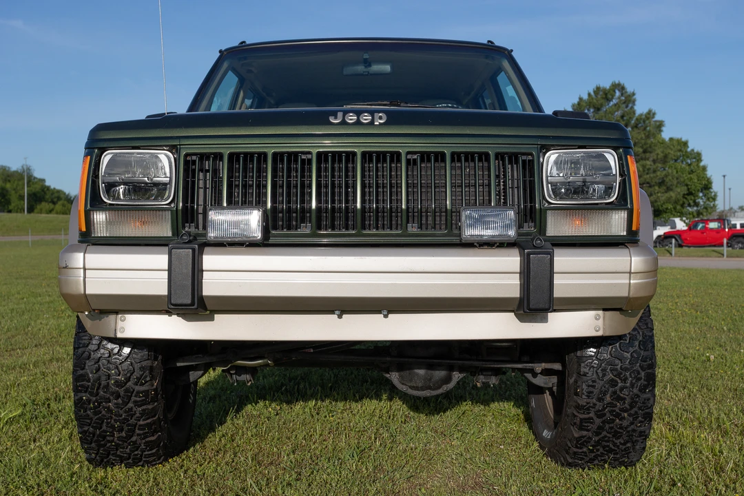 1995 Jeep XJ Cherokee - Image 3 of 31