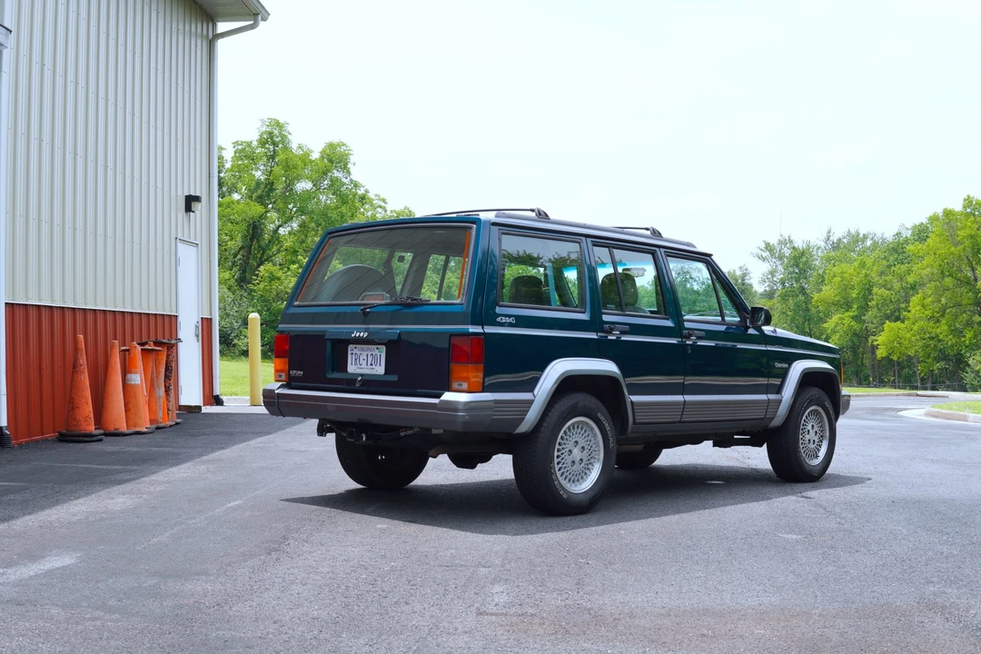 1995 Jeep XJ Cherokee - Image 7 of 31