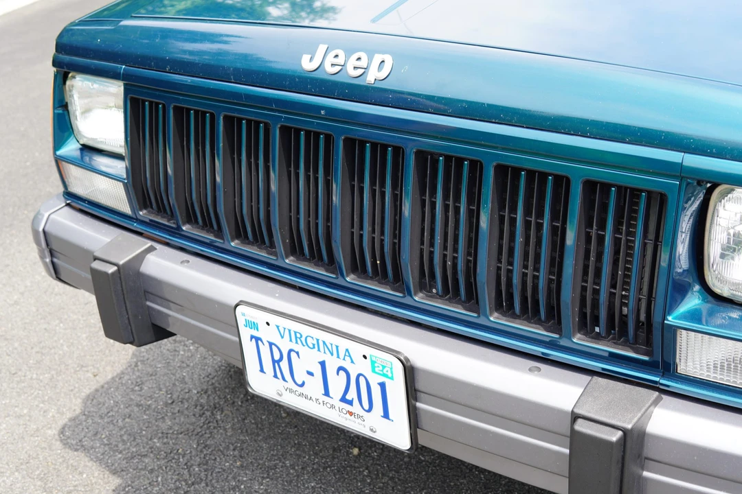 1995 Jeep XJ Cherokee - Image 12 of 31