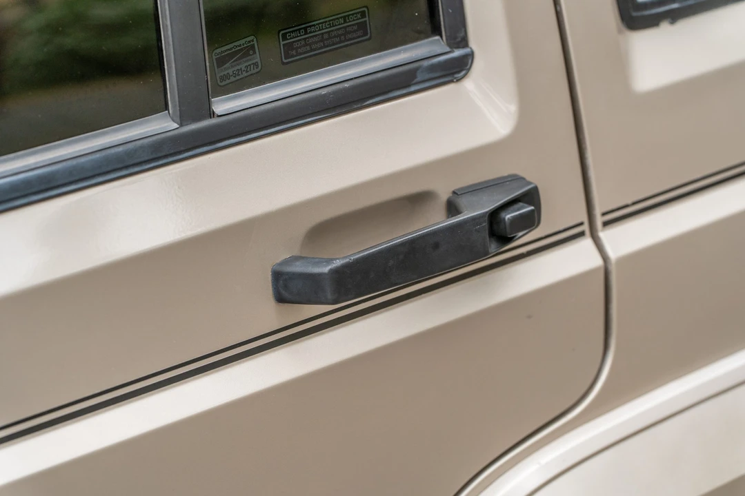 1995 Jeep XJ Cherokee - Image 27 of 31