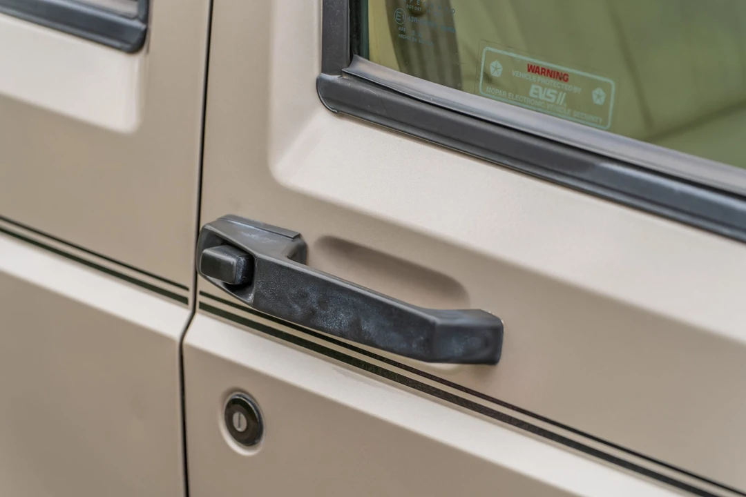 1995 Jeep XJ Cherokee - Image 26 of 31