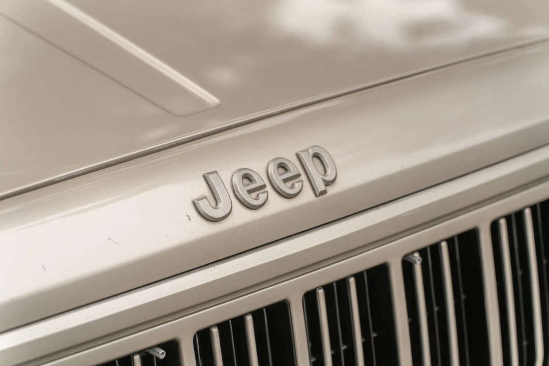 1995 Jeep XJ Cherokee - Image 17 of 31