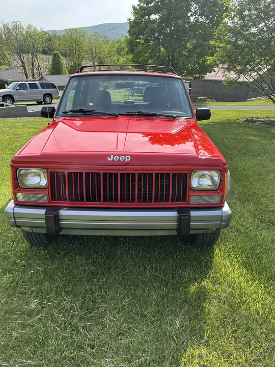 1995 Jeep XJ Cherokee - Image 3 of 31