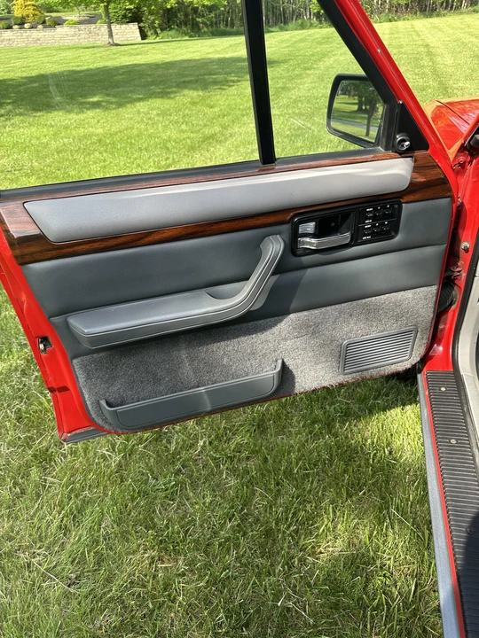 1995 Jeep XJ Cherokee - Image 28 of 31