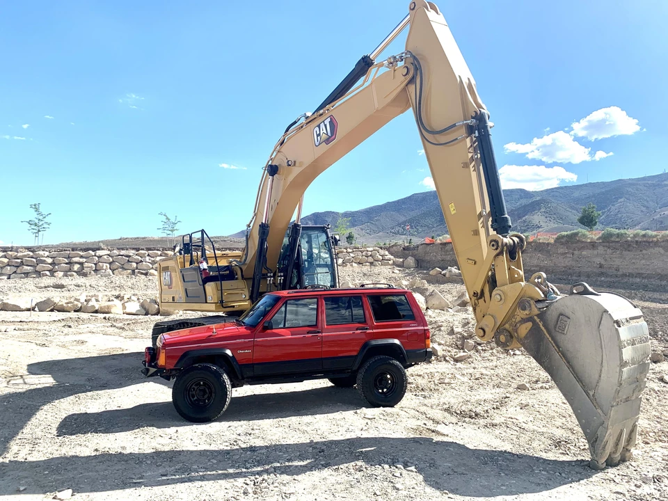 1995 Jeep XJ Cherokee - Image 10 of 31
