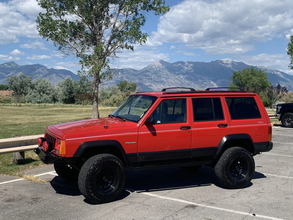 1995 Jeep XJ Cherokee - Image 9 of 31