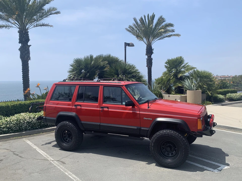 1995 Jeep XJ Cherokee - Image 15 of 31