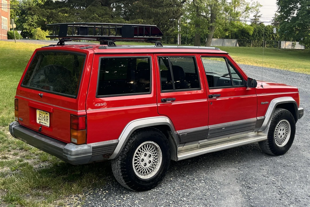 1995 Jeep XJ Cherokee - Image 4 of 31