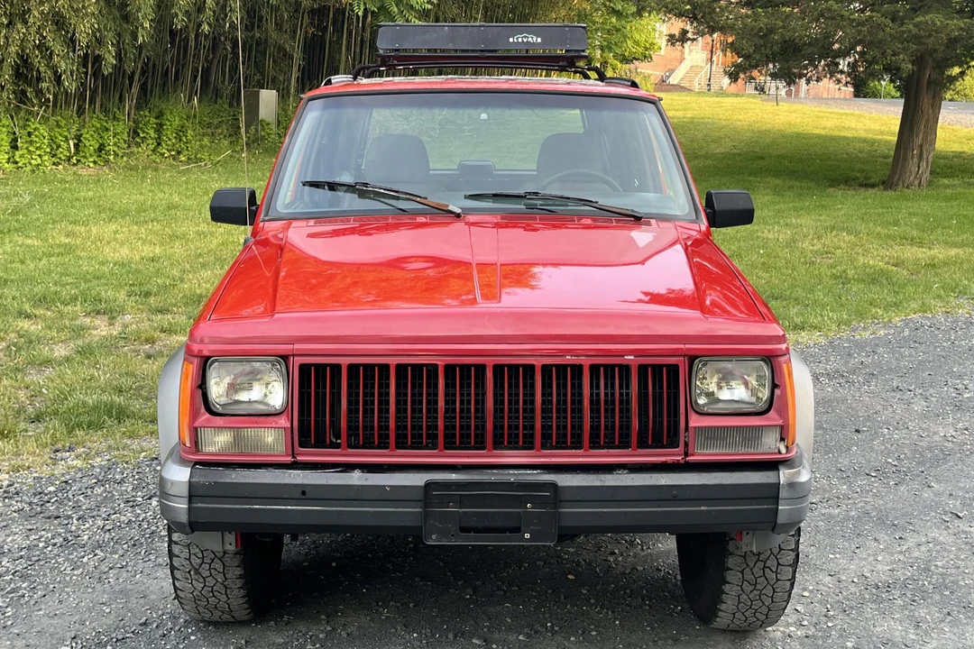 1995 Jeep XJ Cherokee - Image 2 of 31