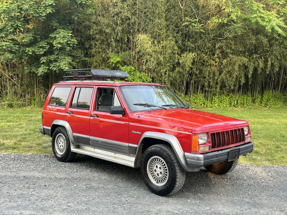 1995 Jeep XJ Cherokee - Image 24 of 31