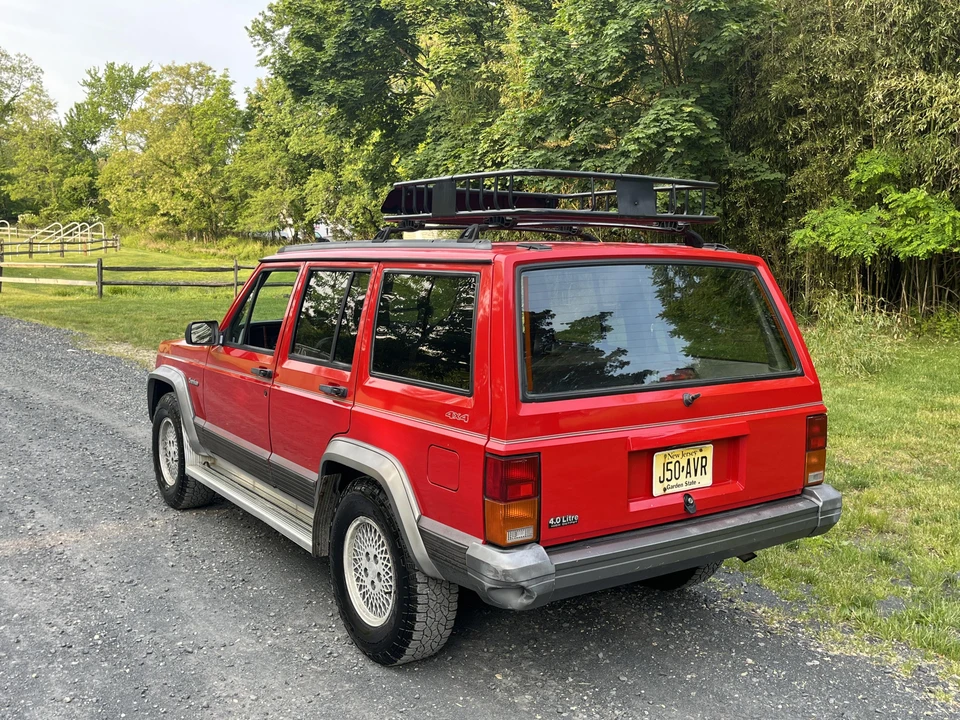 1995 Jeep XJ Cherokee - Image 15 of 31