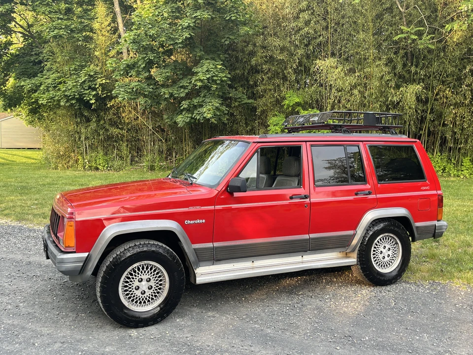 1995 Jeep XJ Cherokee - Image 11 of 31