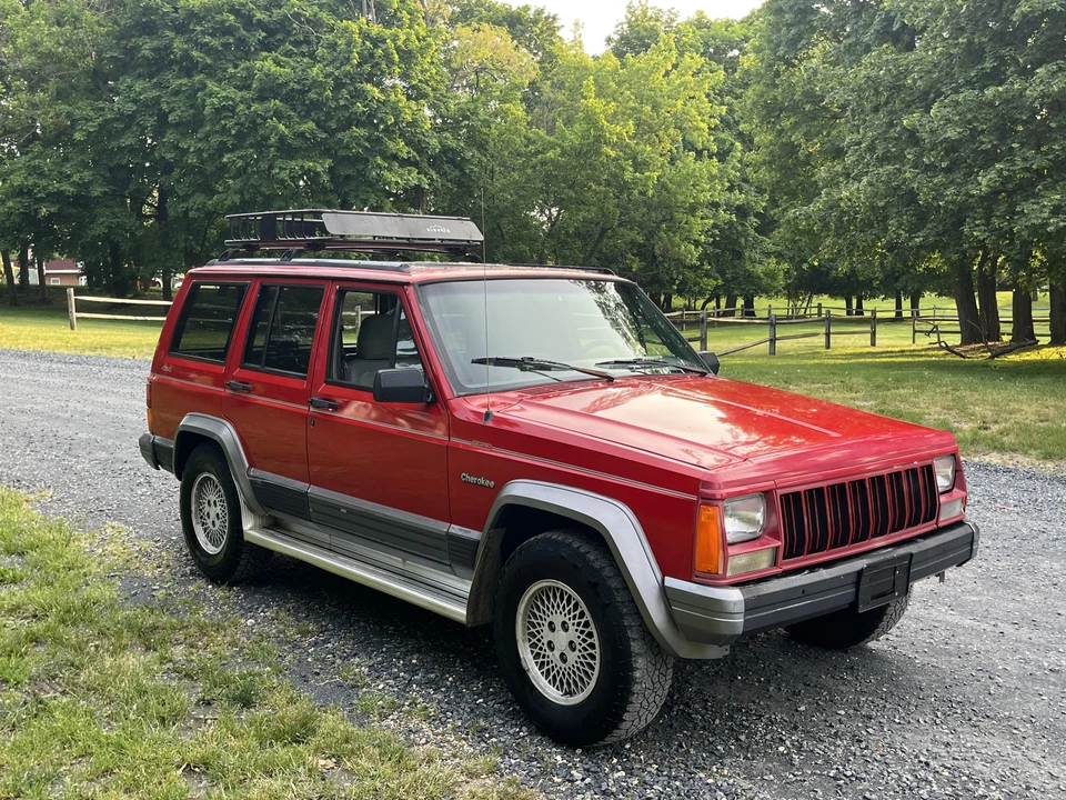 1995 Jeep XJ Cherokee - Image 25 of 31